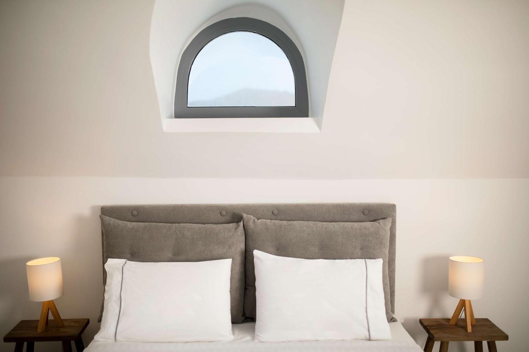 Armonoia Suites Buitenkant foto