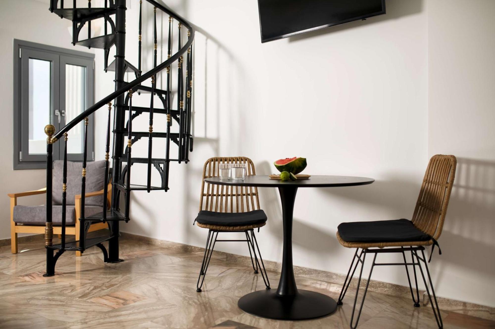 Armonoia Suites Buitenkant foto